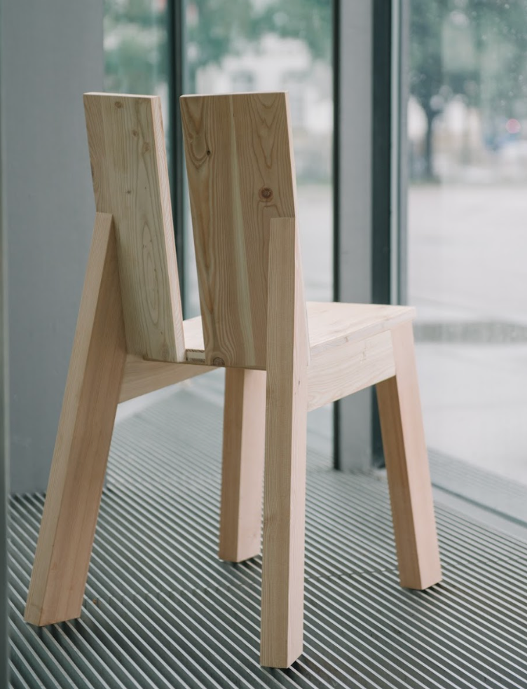 Stuhl ECKART by Tobias Trübenbacher