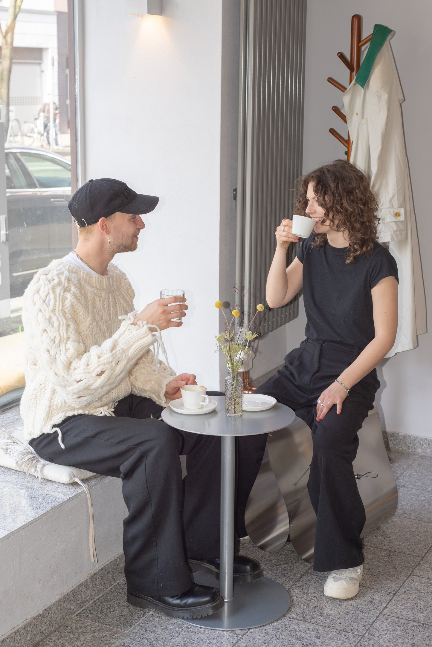 Sitzobjekt “Compression Stool” by Heiko Bauer