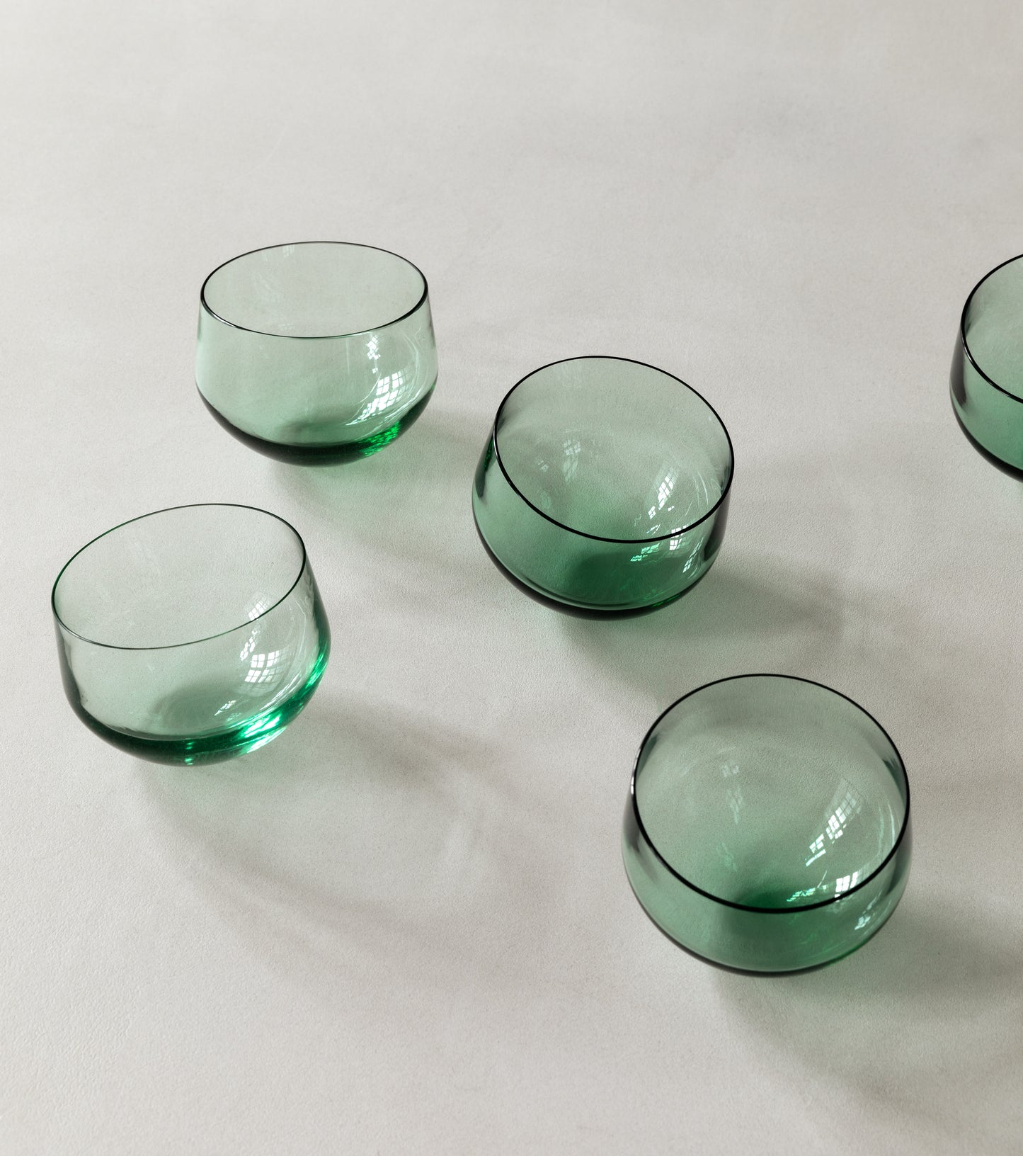 attenzione Glas by Henrieke Neumeyer