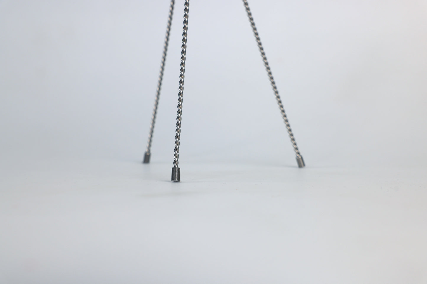 Blumenständer "FLORIAN" by Aaron Bigos