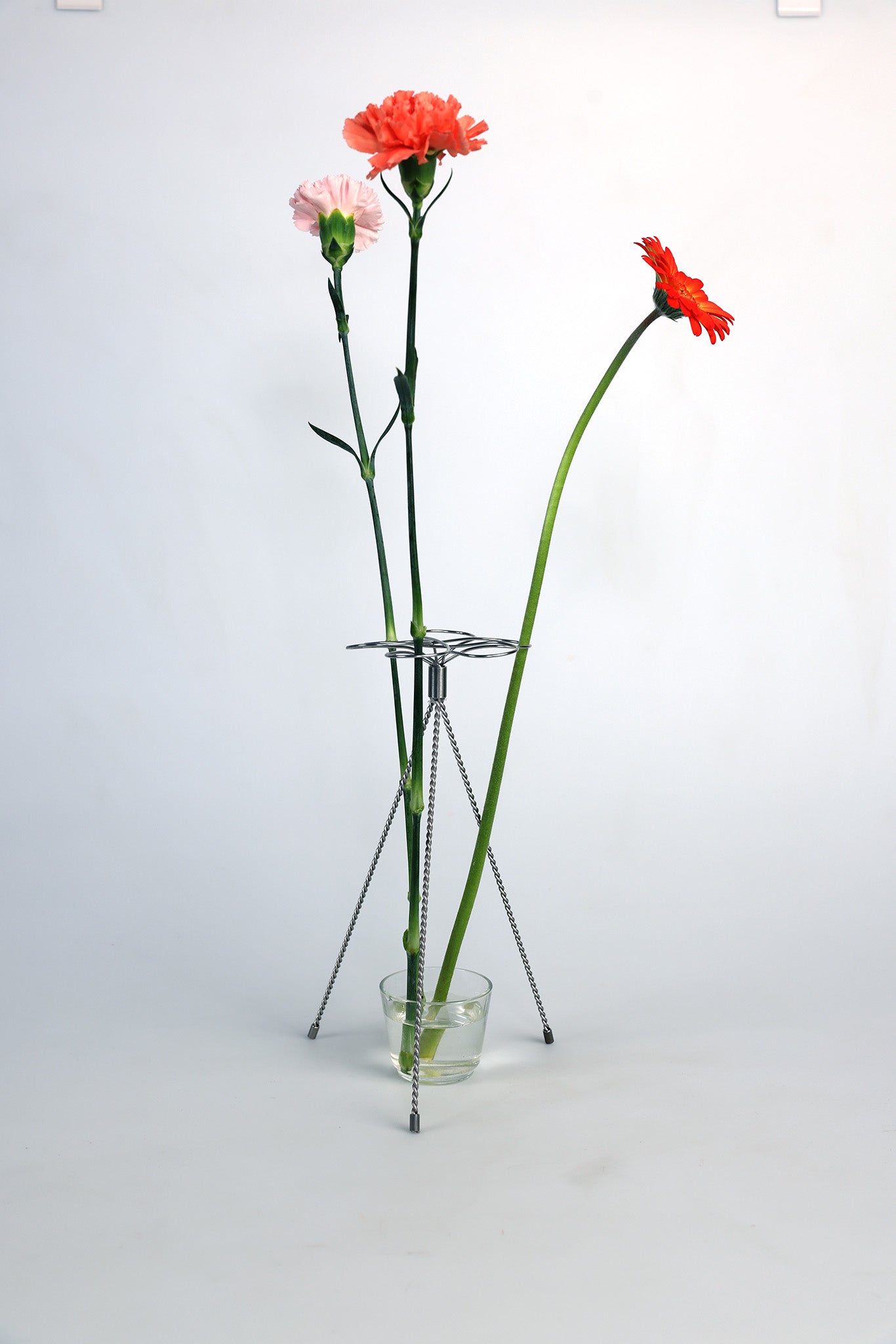 Blumenständer "FLORIAN" by Aaron Bigos