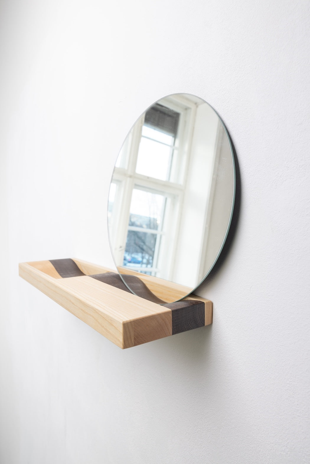 Wandregal "Memento" by Laurin Höhne