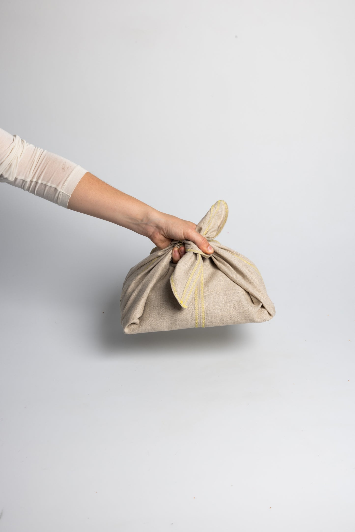 Tuch und Schneidbrett "LAIB & LEINEN" by Johanna Printz