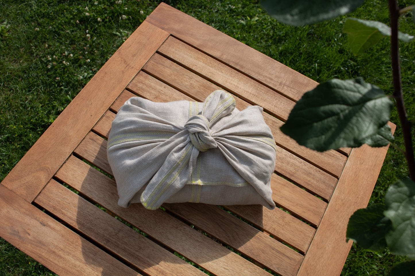 Tuch und Schneidbrett "LAIB & LEINEN" by Johanna Printz