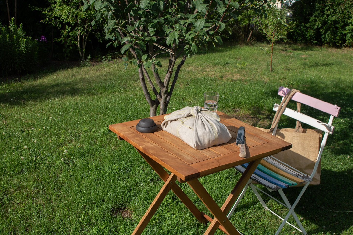 Tuch und Schneidbrett "LAIB & LEINEN" by Johanna Printz