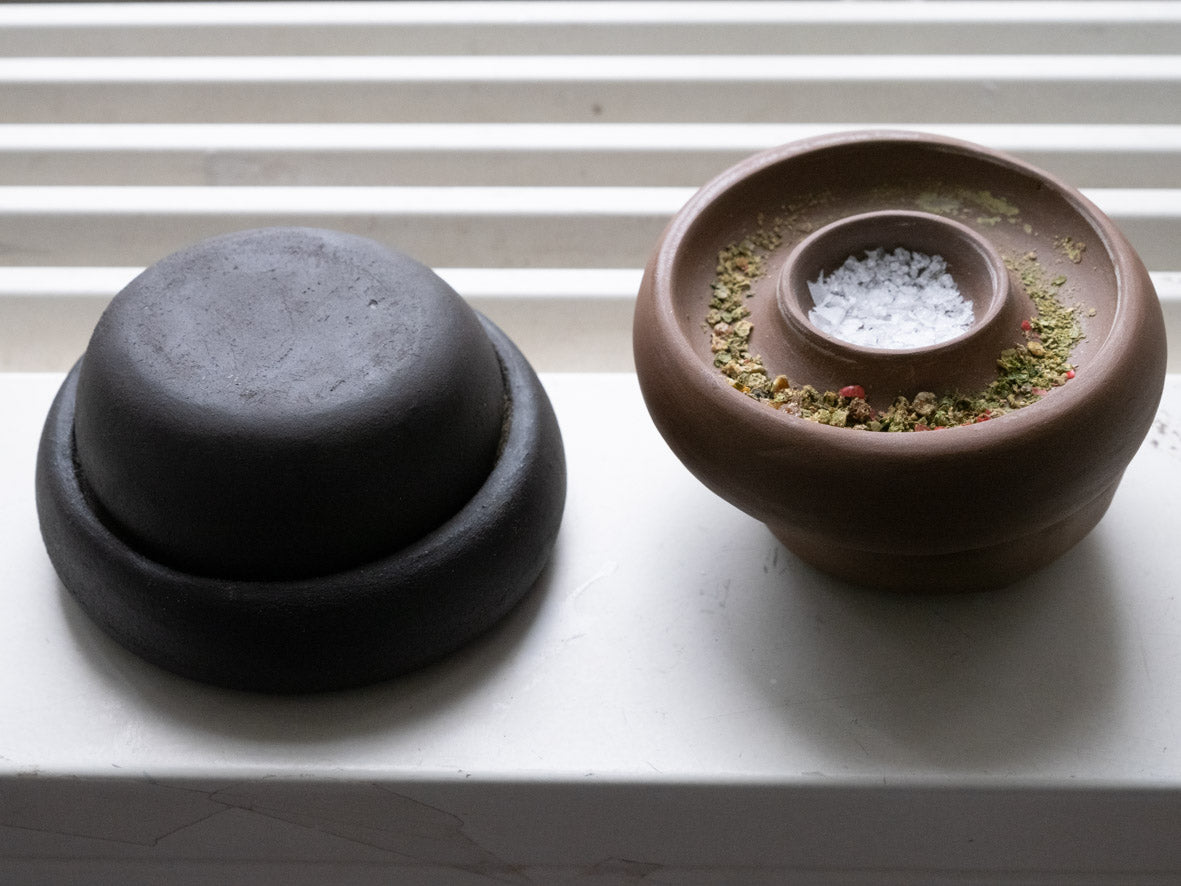 Mörser für Salz und Pfeffer "Moé" by Johanna Printz