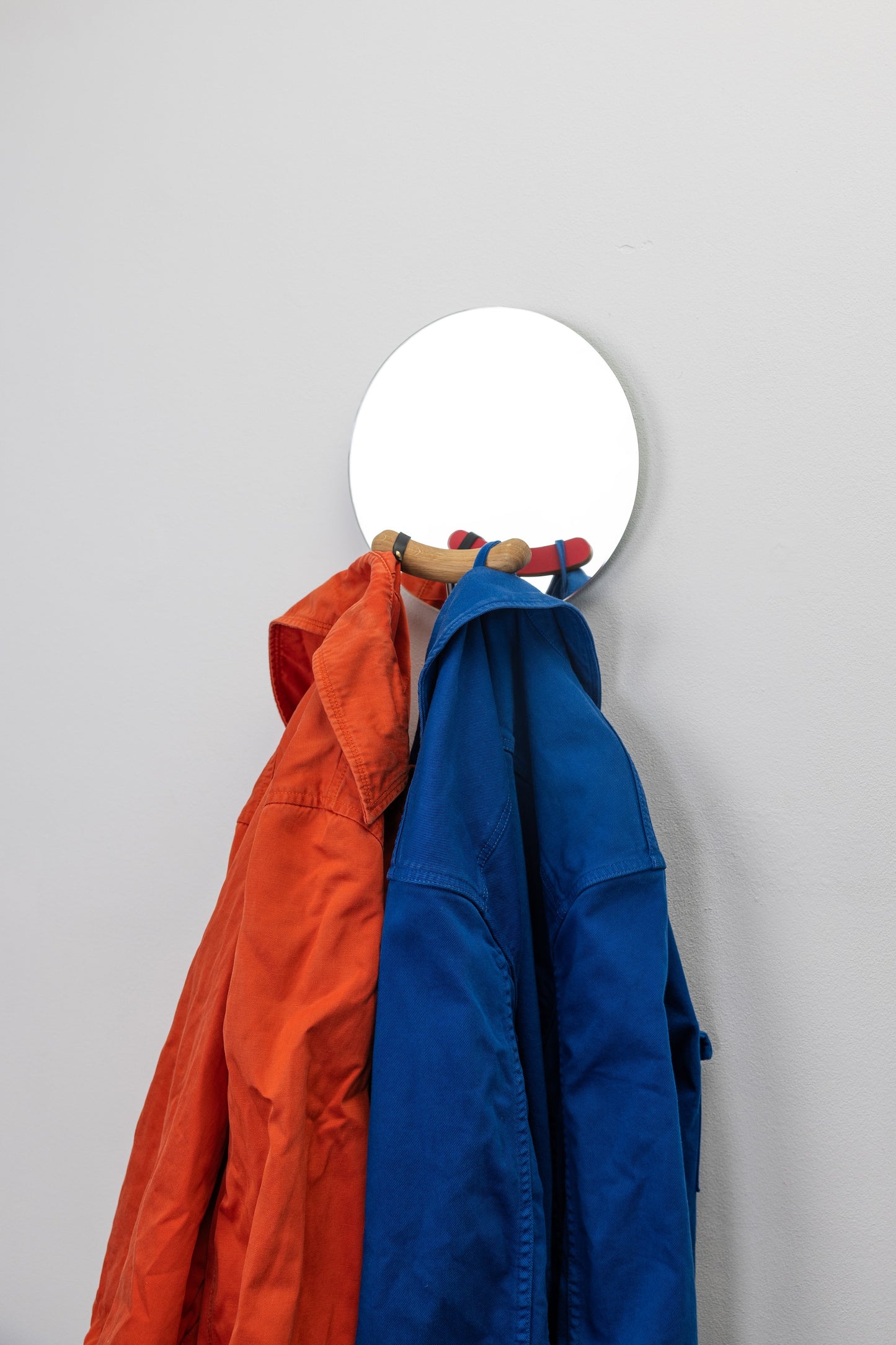 Spiegel "IMA" by Jul Gross